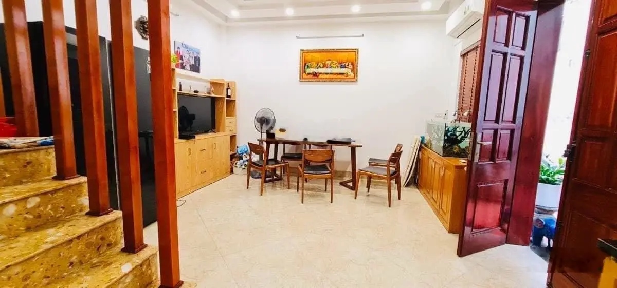 Nhà đẹp TT Ba Đình - Giá đẹp - ngõ thông - gần phố. DT: 35m2 x5tầng tài chính: 6,7tỷ