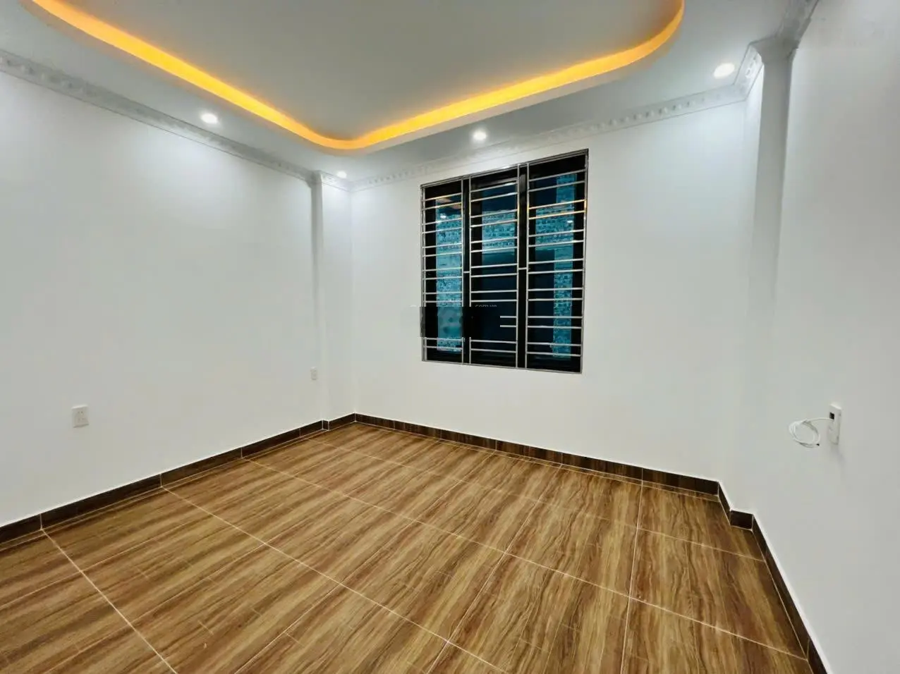 Bán nhà 3 tầng mới tinh tại Cam Lộ, Hùng Vương, Hồng Bàng. Giá chỉ 2,0x tỷ. LH 0979087664
