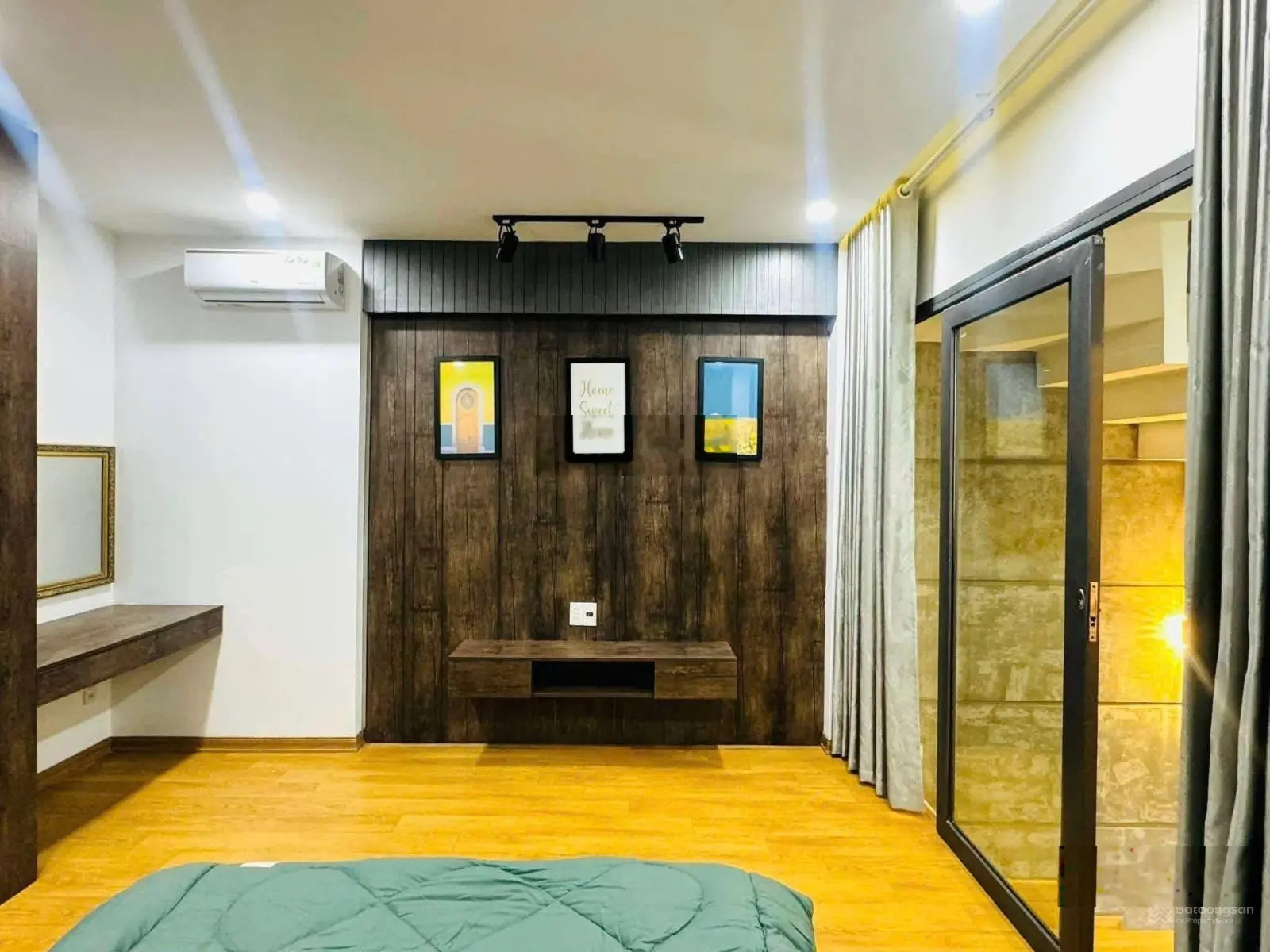 Bán nhà 3 tầng khu dân trí cao, đầy đủ công năng, nhà đẹp y hình, full nội thất, có bớt