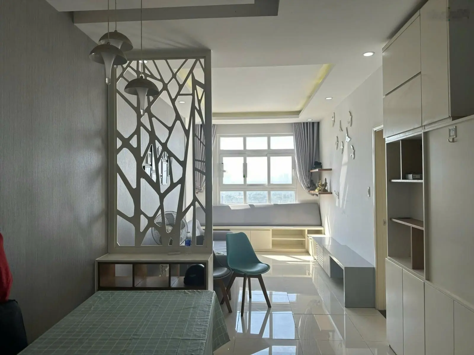 Căn hộ chung cư 2pn2wc, nhà đẹp gần trung tâm sẵn sổ hồng mà giá chỉ trên dưới 2 tỷ