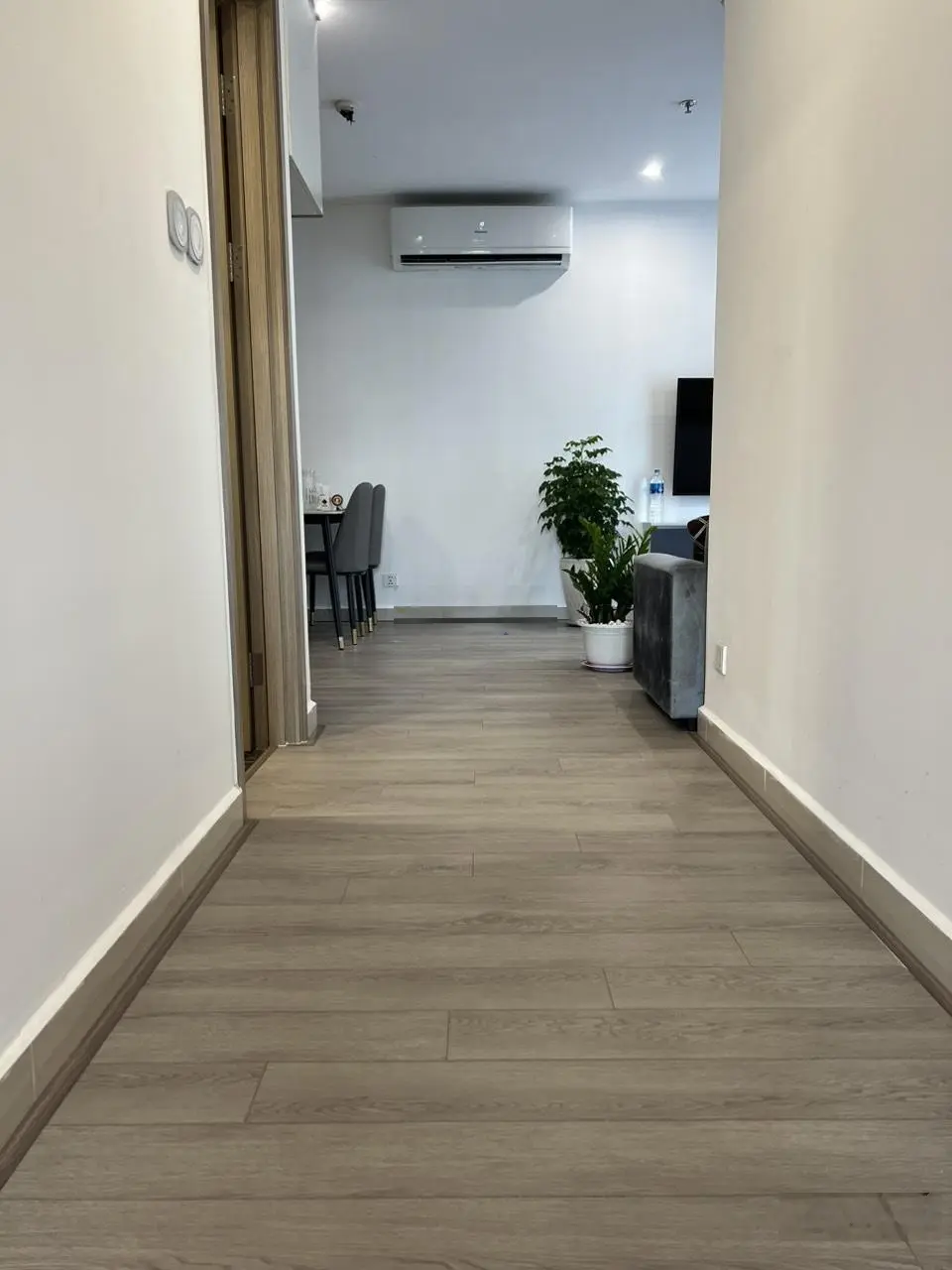 Bán căn hộ góc 3 ngủ 75m2 giá 3 tỷ 520 triệu sổ đỏ