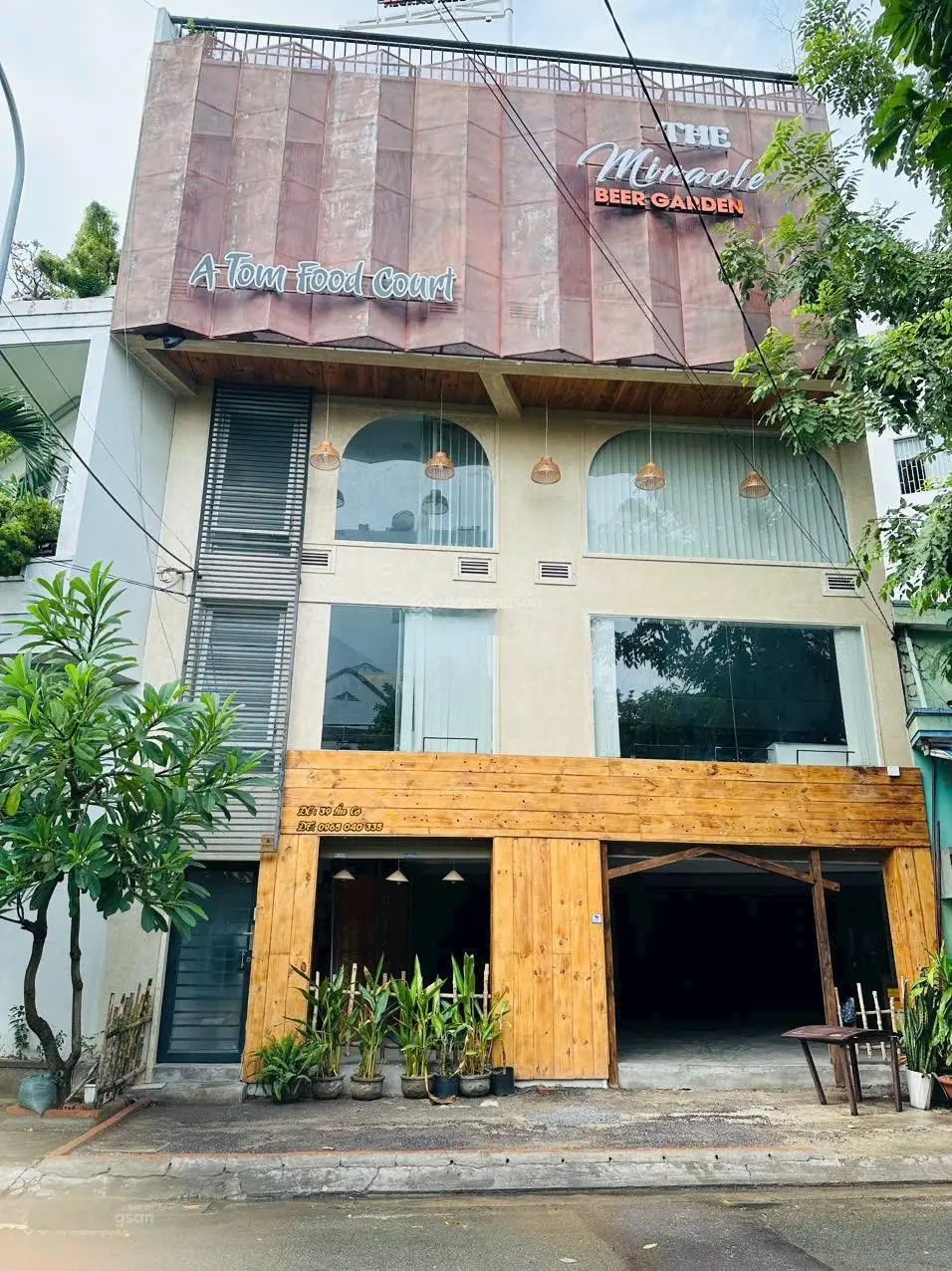 Bán nhà mặt tiền Đường Âu Cơ TTTP nhà 4 tầng mới ngang 9m rộng rãi, AC xem nhà 0379 968 *** E Thư