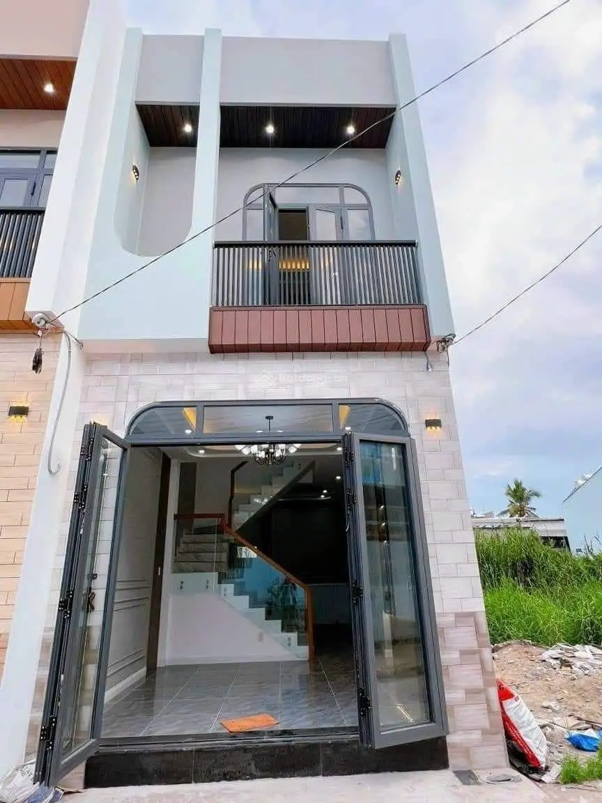 Nhà đẹp tặng bộ nội thất sẵn lắp đặt tại Trịnh Như Khuê, Bình Chánh DT 85m2, Giá 1,250 tỷ