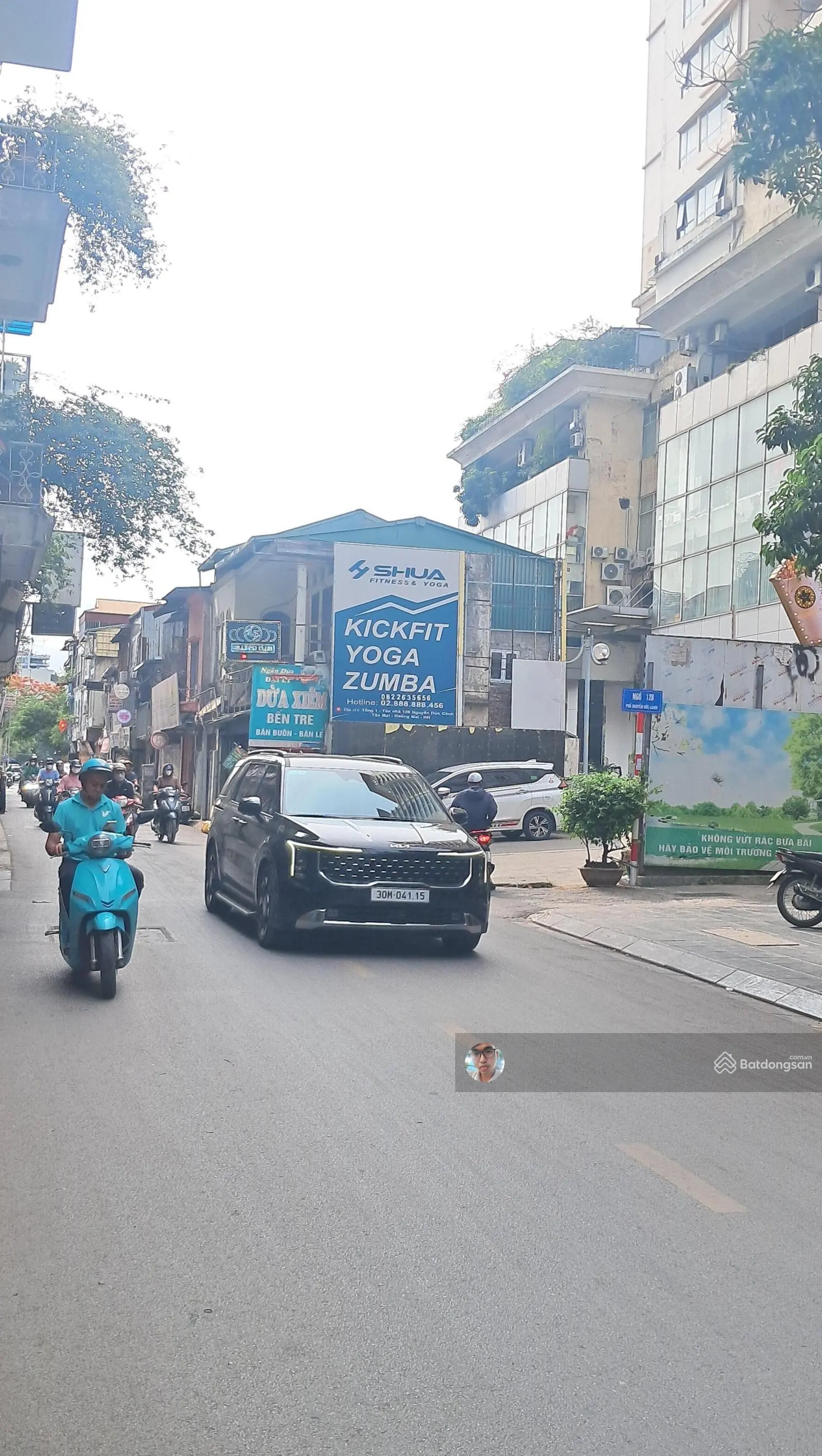 Tòa văn phòng , căn hộ 38p tiêu chuẩn cao cấp. dòng tiền 250tr/ tháng , liên hệ 0337202228