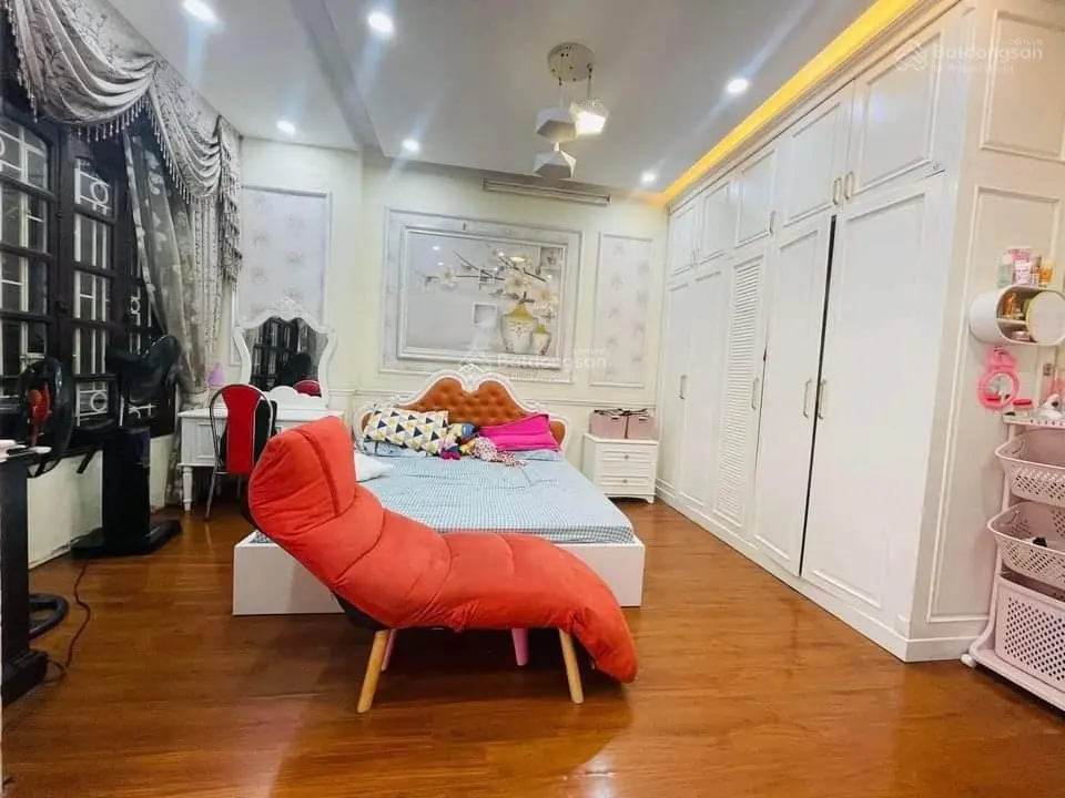 Bán nhà phố văn cao dt 55m x 7 tầng. Ctmáy. Giá 11.5 tỷ