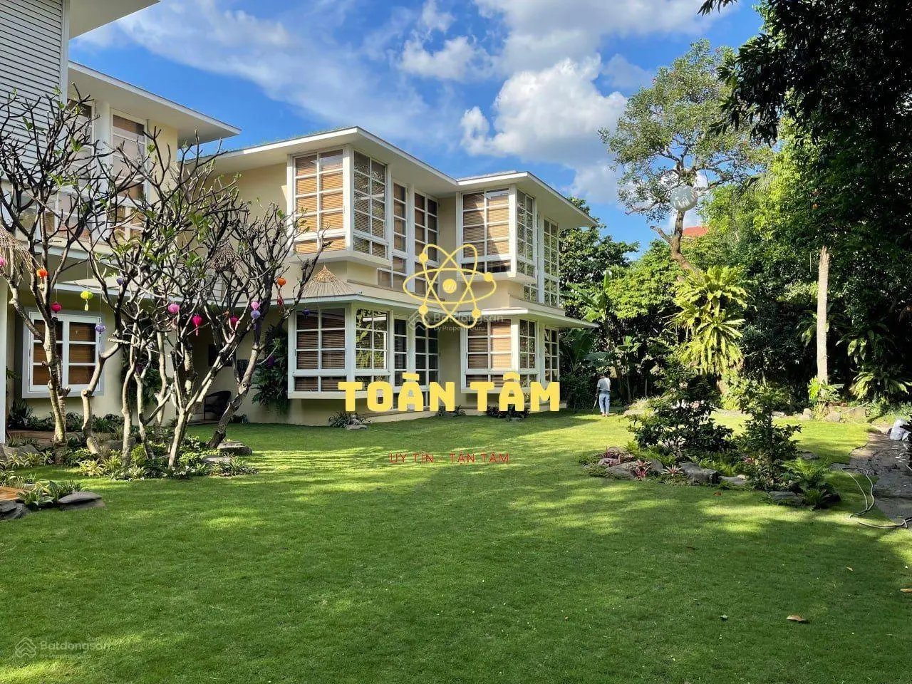 Siêu biệt thự duy nhất tại Thảo Điền Quận 2 DT 3300m2