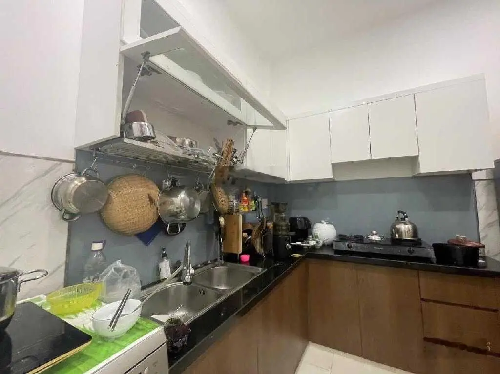 Chủ gửi bán căn nhà ngay chợ Hiệp Bình, 2 PN, DT 80m2, SHR, không lỗi phong thủy, giá 4 tỷ hơn.