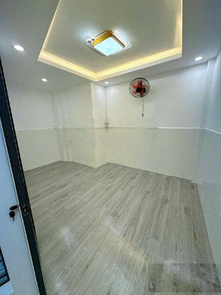 Bán nhà ngay mặt tiền Huỳnh Tấn Phát Q7 - 45m2 - chỉ 3 tỉ hơn thương lượng chính chủ