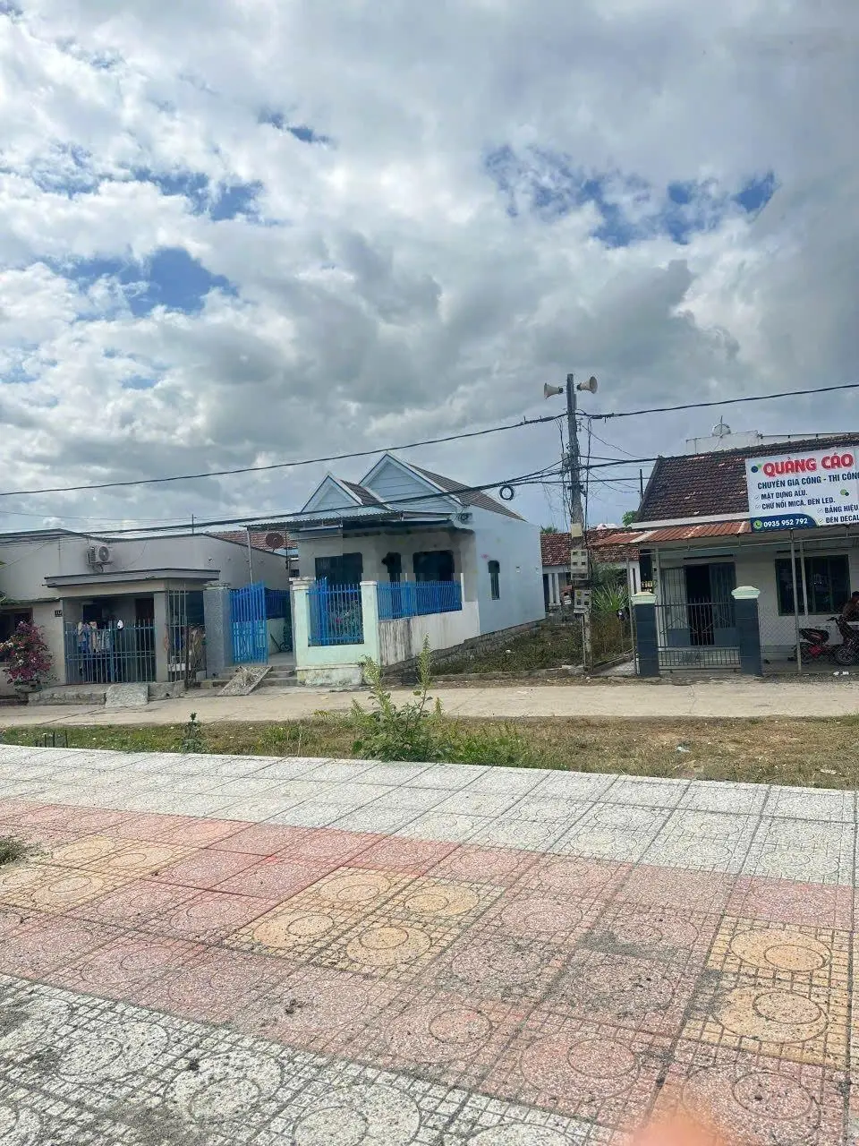 Đất mặt tiền bờ kè Trần Phú, Diên Khánh, Nha Trang DT 100m2 full thổ ngang 5m nở hậu 6m, đường 24m