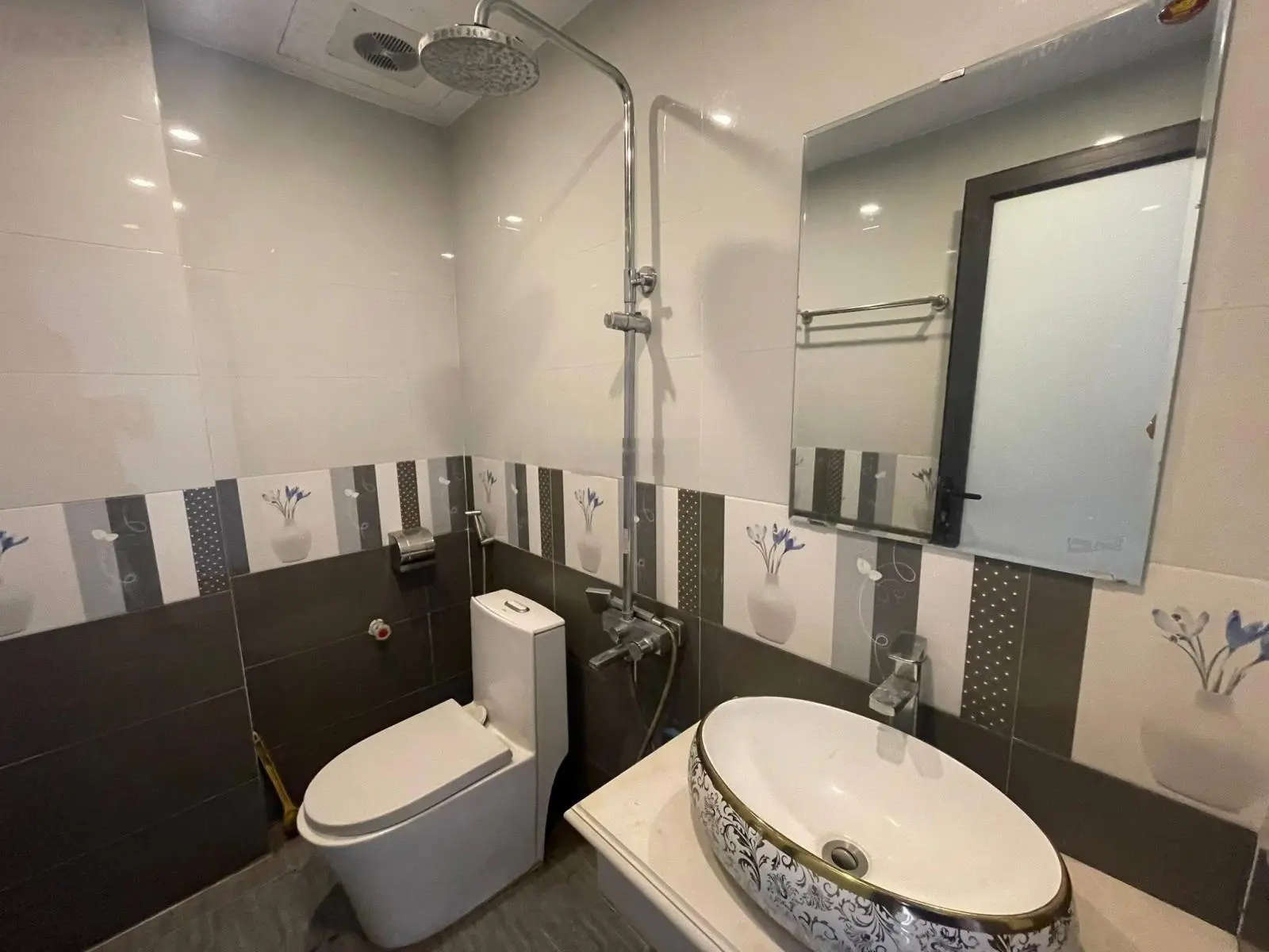 Bán nhà riêng tại Cầu Diễn, 6,8 tỷ, 31,6 m2, 3PN, 3WC, 5 tầng, Bắc Từ Liêm, Hà Nội