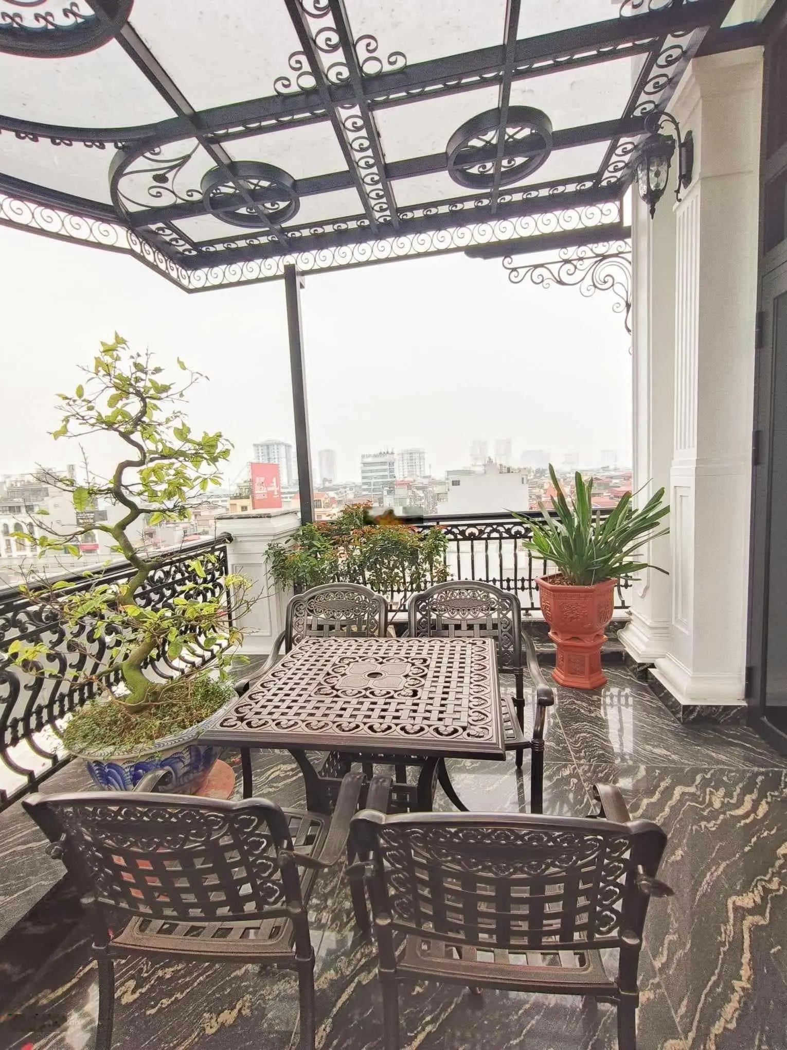 Bạch Mai - Hai Bà Trưng 190m x 9 tầng, mặt tiền 5.2m, giá 120 tỷ thương lượng