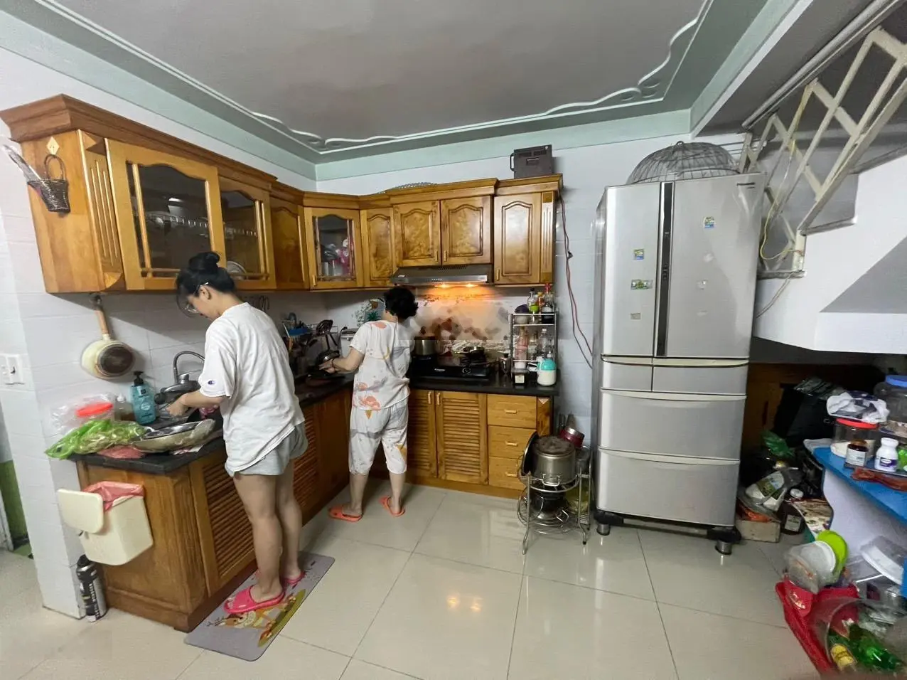 Nhà đẹp ngõ nông Hồ Sen Phố . Giá chỉ 2ty850. LH 0947 800 ***