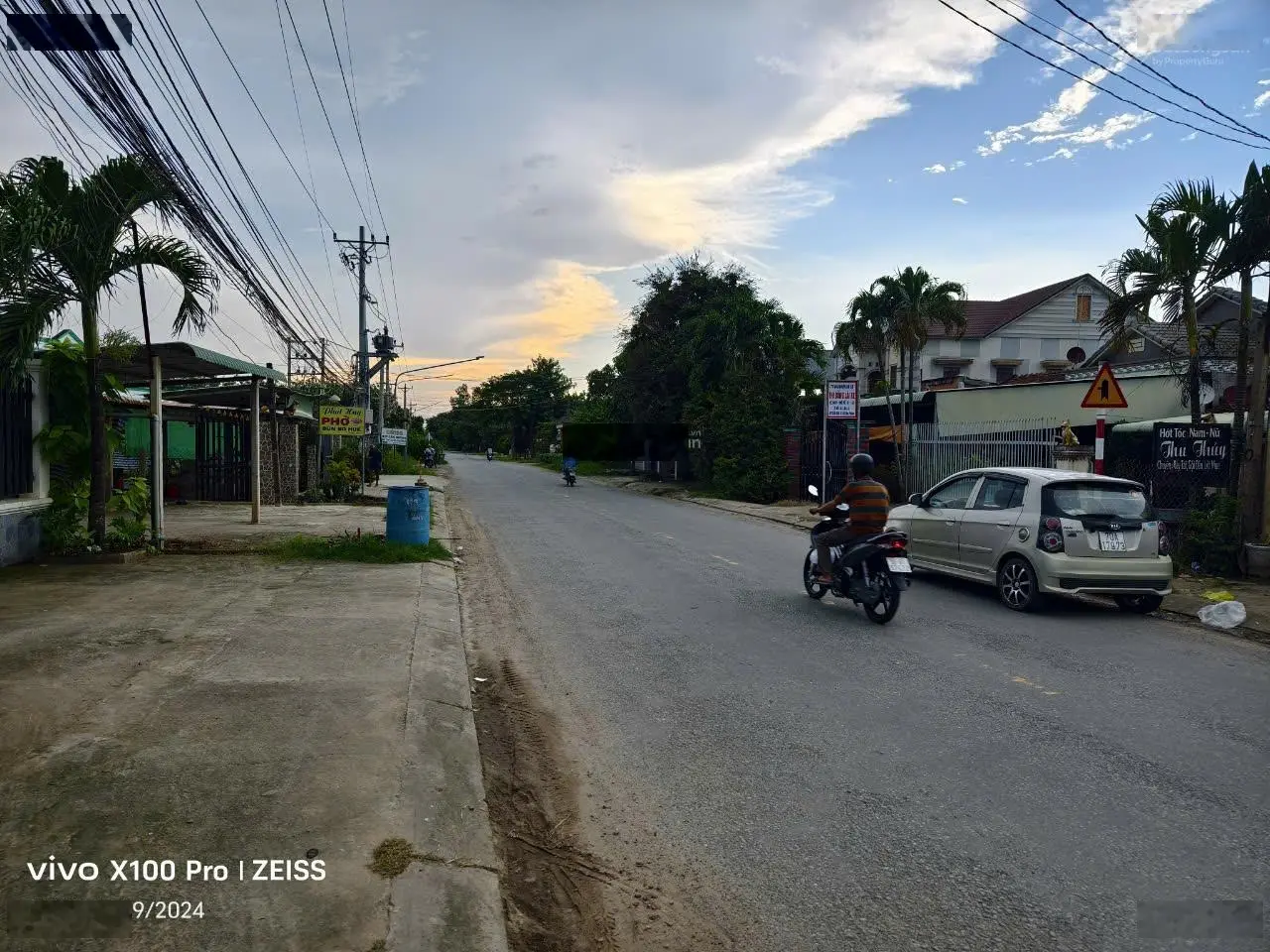 Lô đất 761 m2 thổ cư, mặt tiền ĐT 821, huyện Đức Hòa, Long An, cạnh 2 KCN... Cần bán gấp