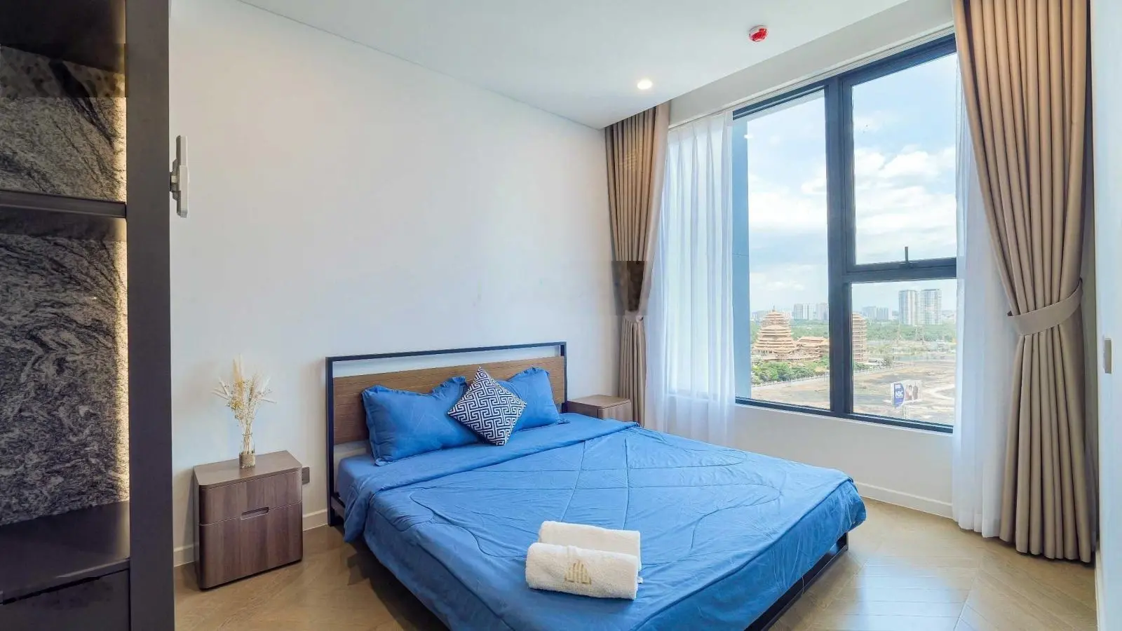 BÁN CĂN 1PN LUMIERE RIVERSIDE GIÁ THẬT. EM LAN CHUYÊN MUA BÁN, CHO THUÊ LUMIERE RIVERSIDE.