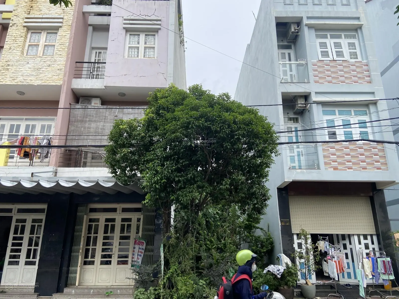 Bán lô đất đường D12 KDC D2D. Sổ riêng, chỉ 6.5 tỷ. Lô đất chưa qua đầu tư.