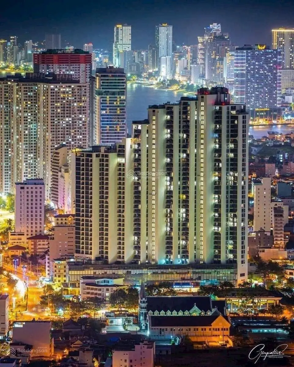 Bán khách sạn 4* Khu Phố Tây, Nha Trang. Ks cao 20 tầng, 80 P KD - Giá bán: 125 tỷ