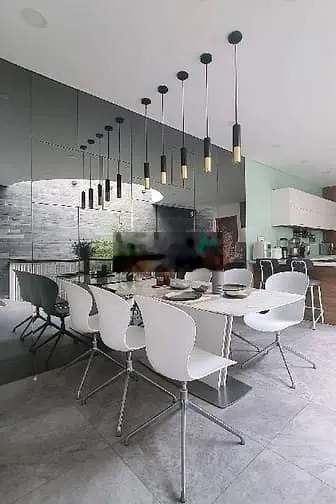 Biệt Thự nhỉnh 18 Tỷ - 10x26m - hẻm xe tải - ngay PHẠM VĂN BẠCH