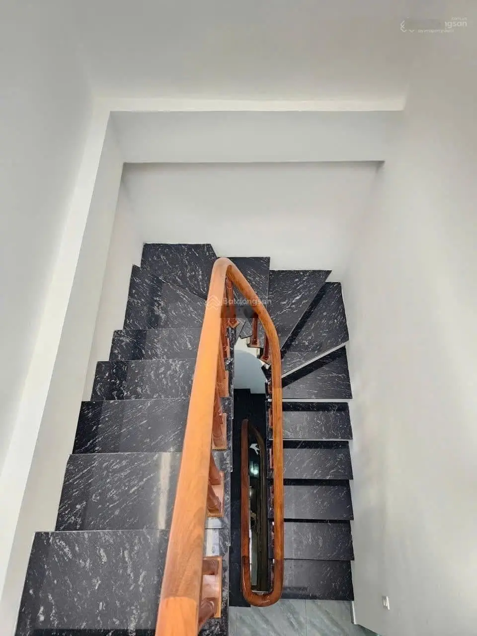Thanh xuân nhà đẹp long lanh fuul nội thất 37 m -5 tầng chỉ 6.9 tỷ