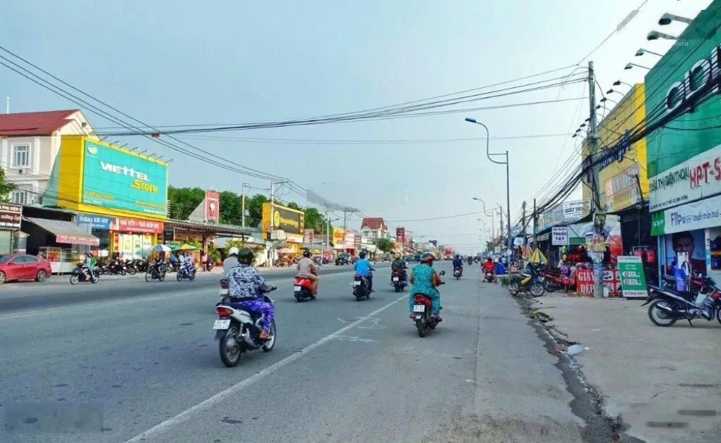 Cần tiền kinh doanh bán gấp lô đất đường Lê Lợi 100m2 giá 1tỷ2 - thị trấn Hocmon sổ sẵn