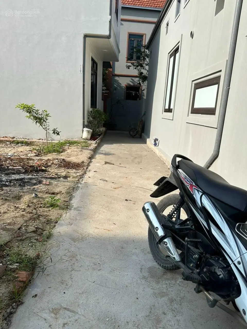 Bán nhà DT 30m2 /5 tầng khu vực H Hoài Đức TP Hà Nội