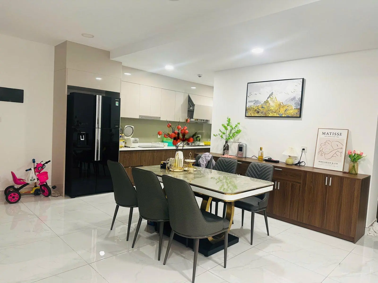 Bán gấp căn hộ đẹp - giá tốt tại Diamond Brilliant, 7,8 tỷ, 141m2