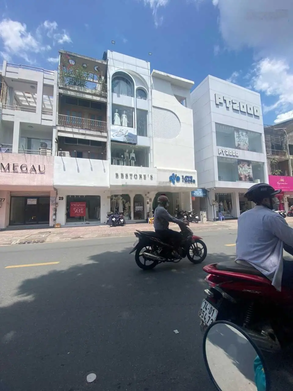 Bán nhà MT Bùi thị Xuân Quận 1. Nhà 4 lầu. Gía 32 tỷ