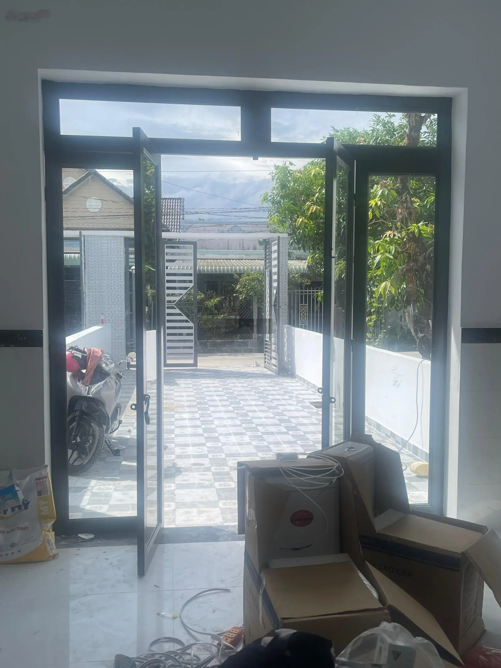 Cần bán nhà 1tr1 lầu sổ hồng riêng CC sang tên 2 tỷ 150 Thạnh Phú Vĩnh Cửu Đồng Nai LH 0931 534 ***