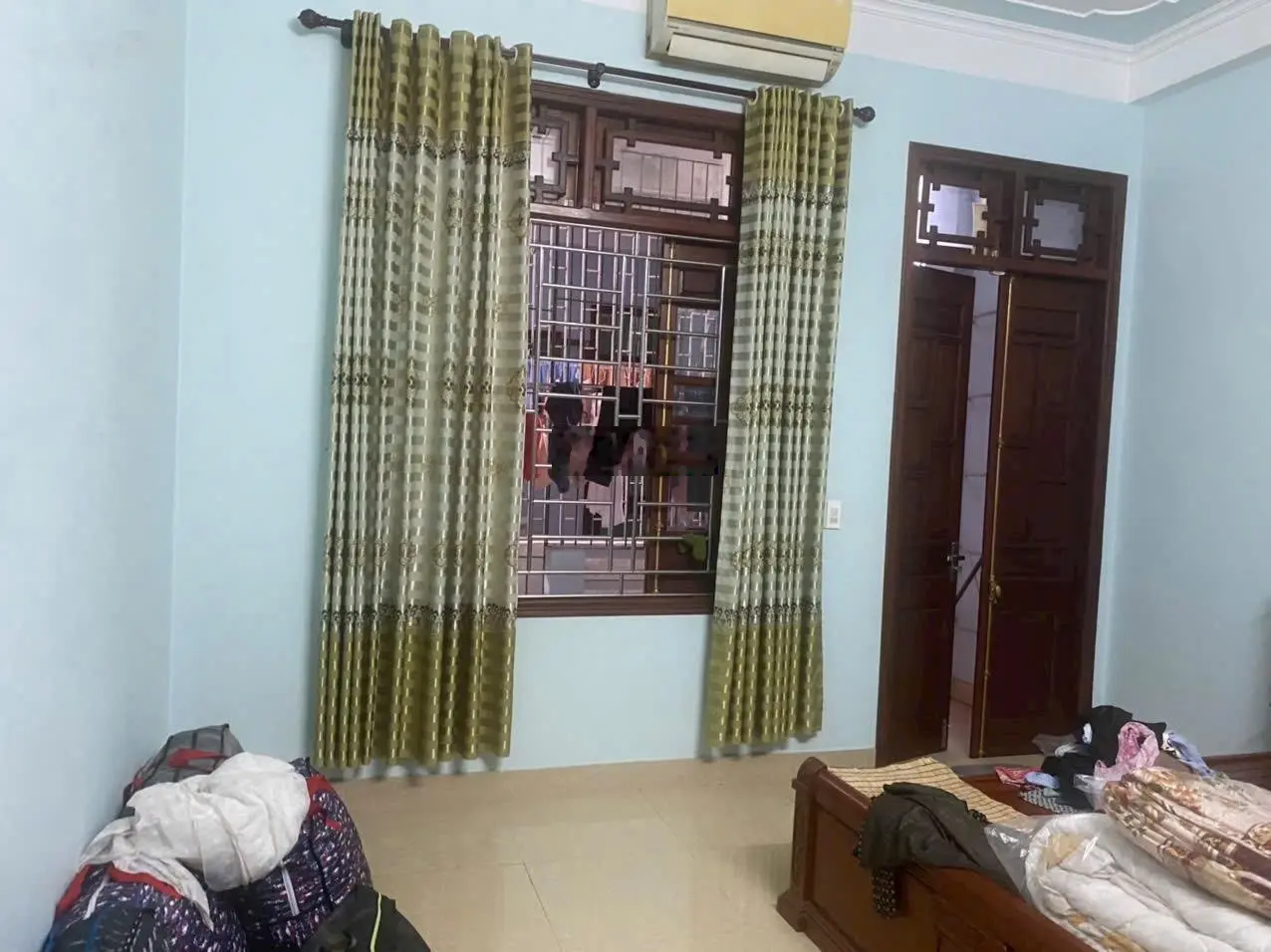 Bán đất tặng kèm nhà 2 tầng mặt phố Ngô Thì Nhậm - Tp Thái Bình