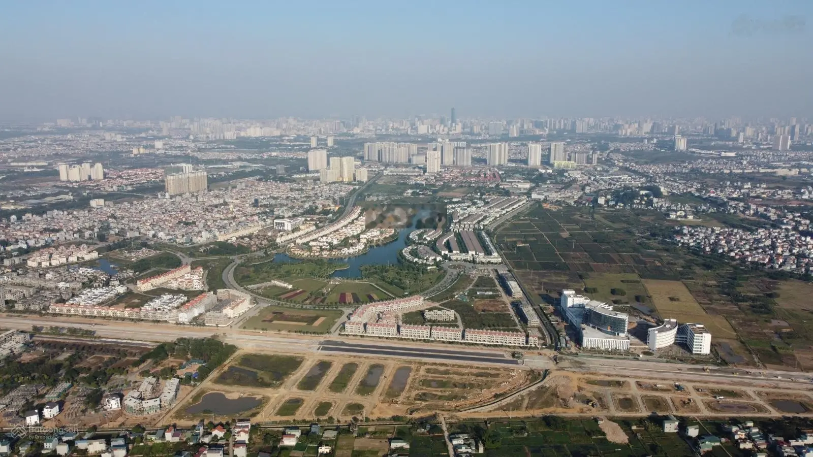 Bán đất lô góc tại xã An Thượng, Hoài Đức. Diện tích 132m2