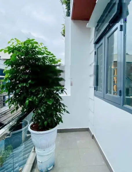 Nhà Sổ hồng riêng , full thổ cư , đường oto, DT 41m2 Nhỉnh 2tỷ ở ngay, NH hỗ trợ vay, HH 1% MG