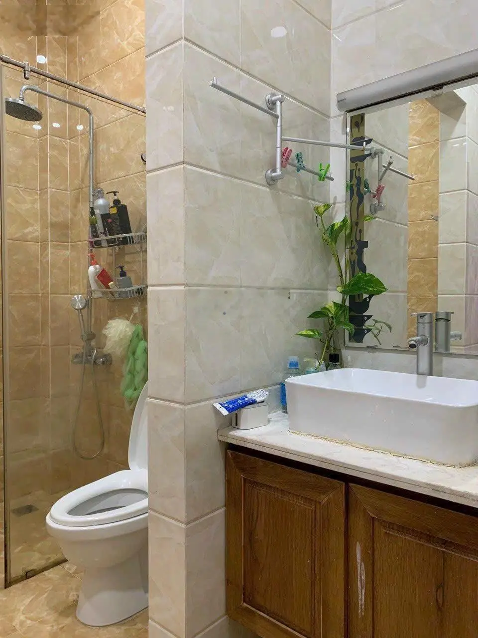 Nhà 3 tầng - hẻm nhựa xe 6 mét - lý phục man - p. bình thuận - q7