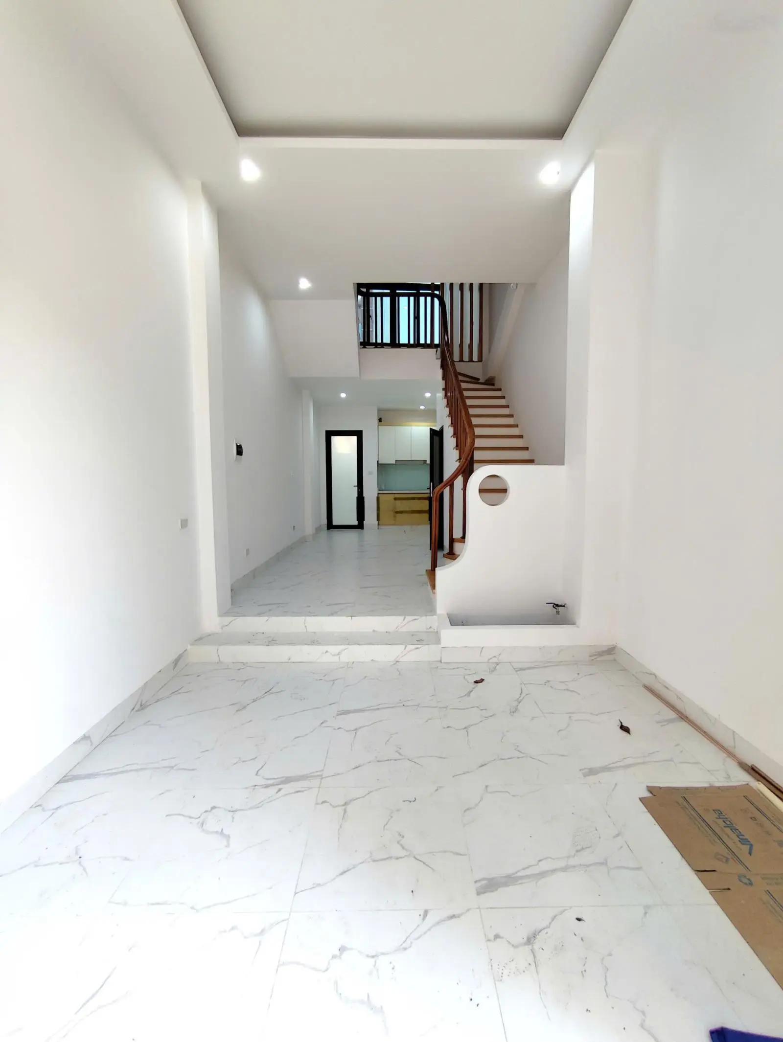 Nhà xây mới độc lập chỉ 300m ra bx Yên Nghĩa giá nhỉnh 4 tỷ 40m2*4t 2 mặt ngõ ở ngay lh 0978 939 ***