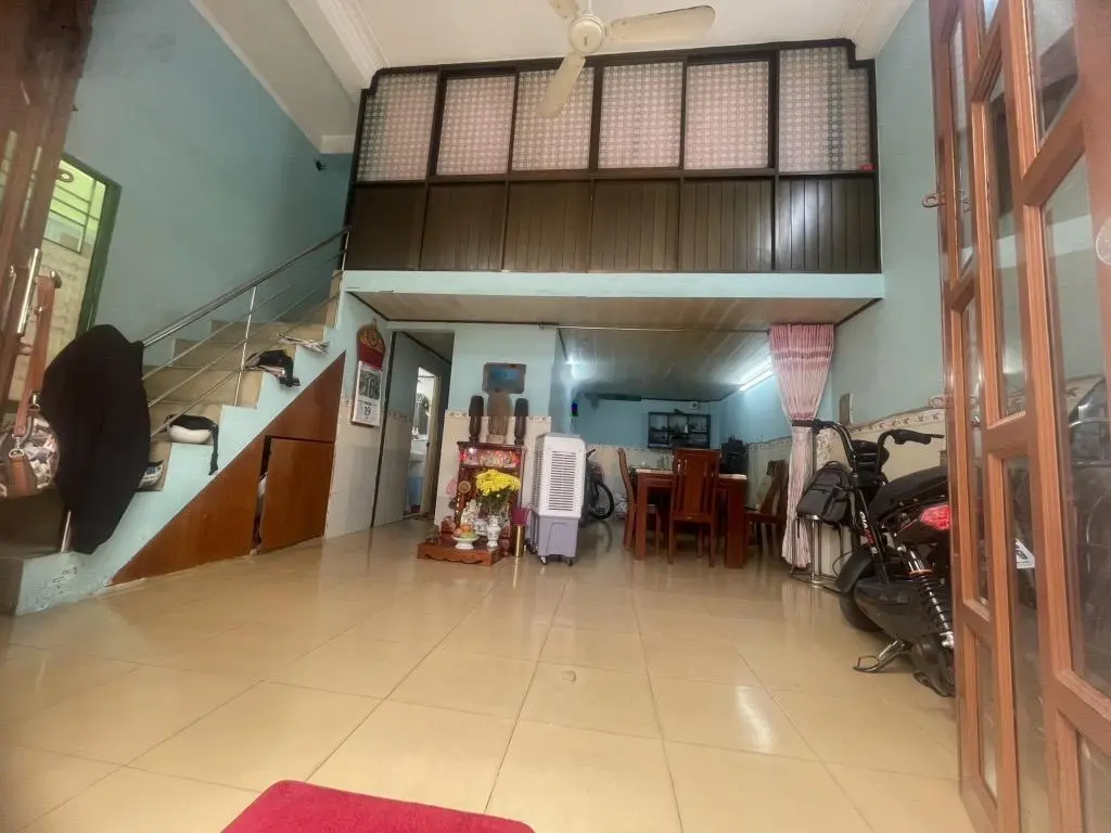 Bán nhà Phan Đăng Lưu, 40m2, gần Nơ Trăng Long, 5.x tỷ