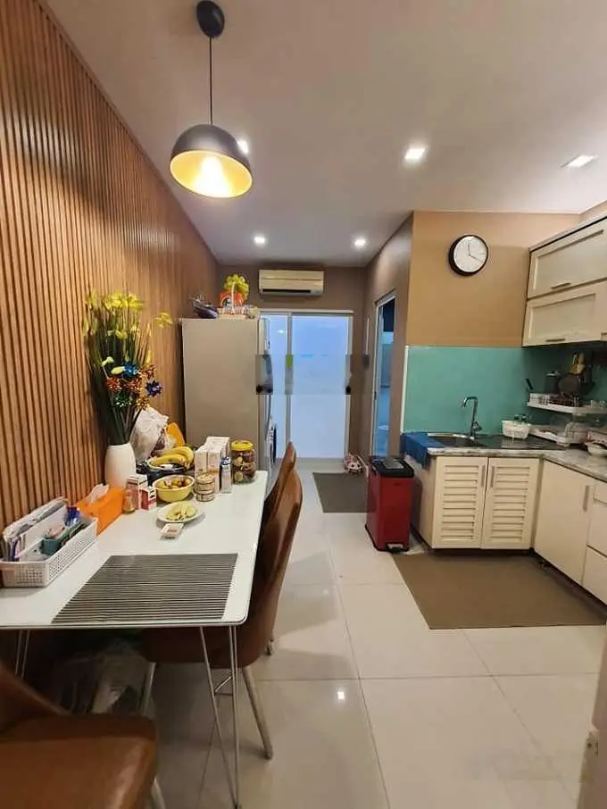 Nhà HXH hạ chào 2,5 tỷ, Nguyễn Trãi, Nguyễn Cư Trinh, Q1, 64m, 2 tầng