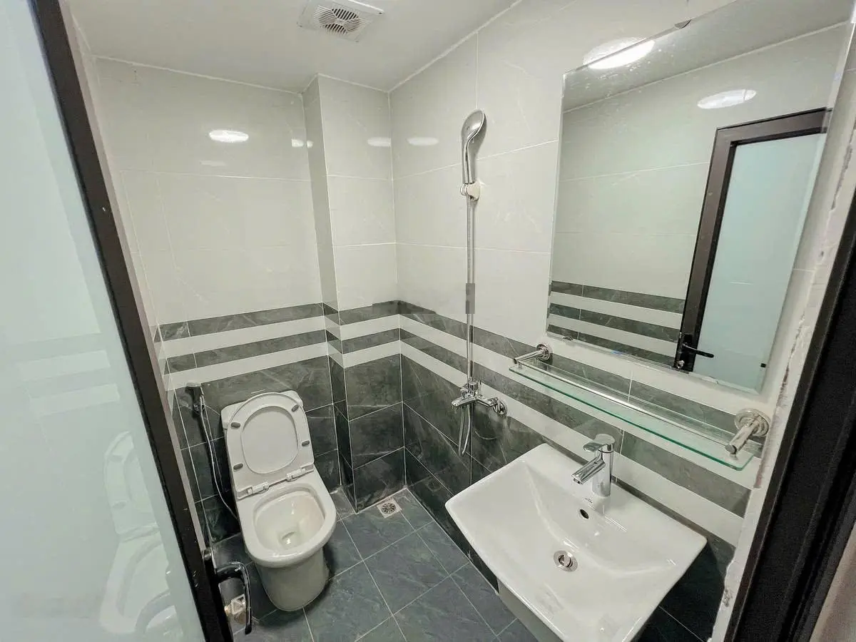 Nhà đón tết 30m2,4 tầng 6 tỷ tại Minh Khai, Hai Bà Trưng, Hà Nội, 4PN, 4WC