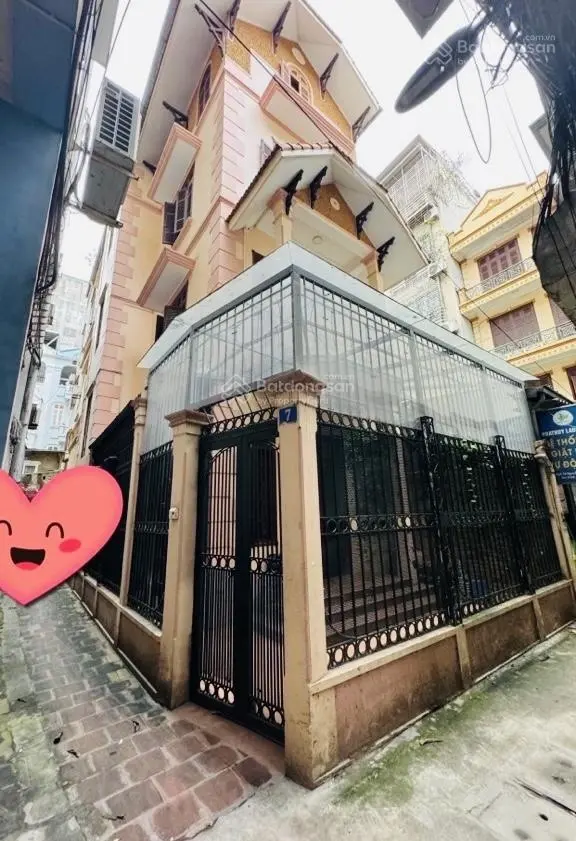 Bán gấp nhà dân xây Nguyễn Chí Thanh, lộc lớn, ô chờ thang máy 90.5m2 lô góc, MT 5,3m, chỉ 14.7 tỷ
