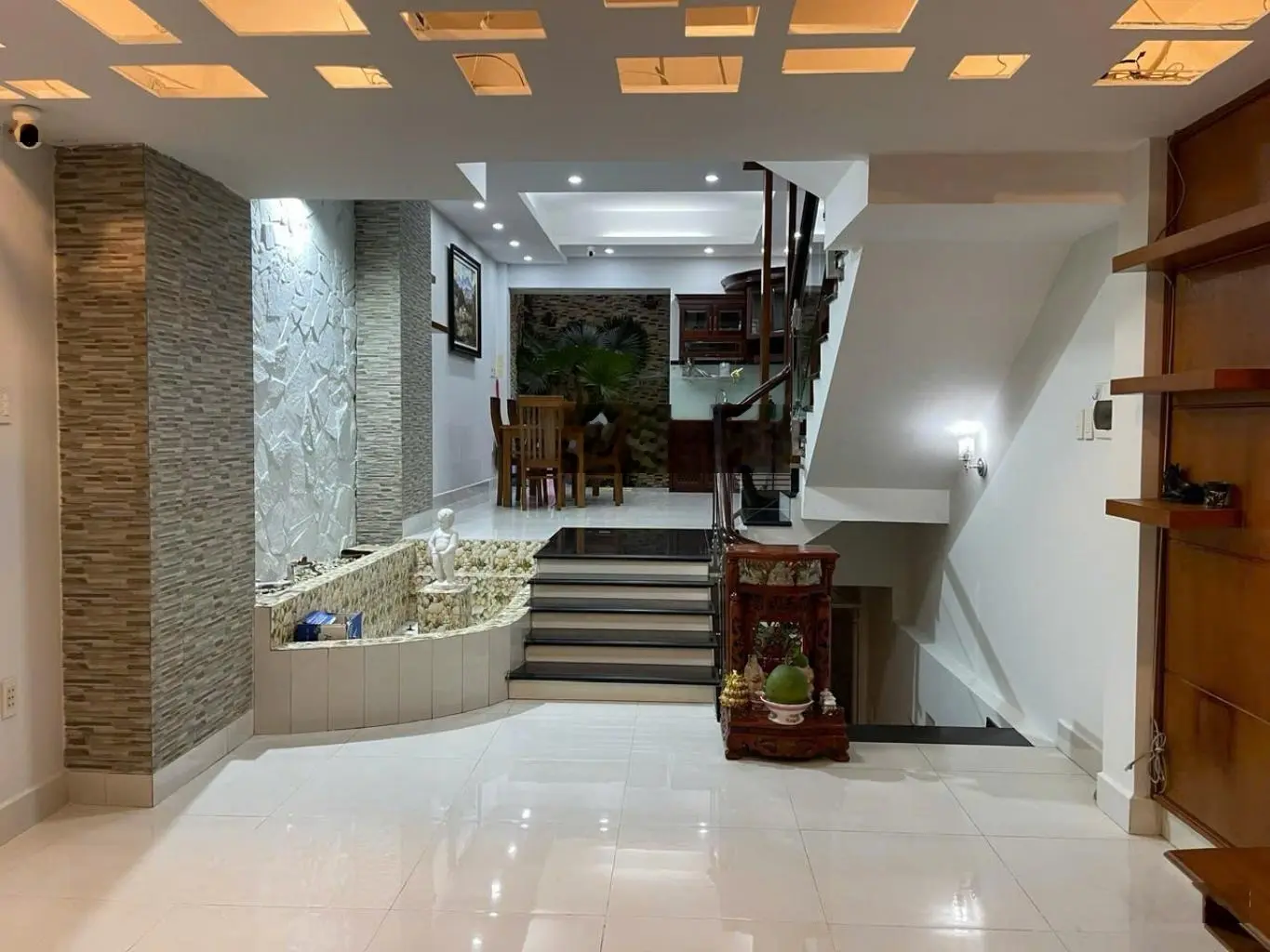 Bán Nhà mặt phố tại Tân Phong, Q7, TP.HCM giá tốt, 15,979 tỷ, 72m2