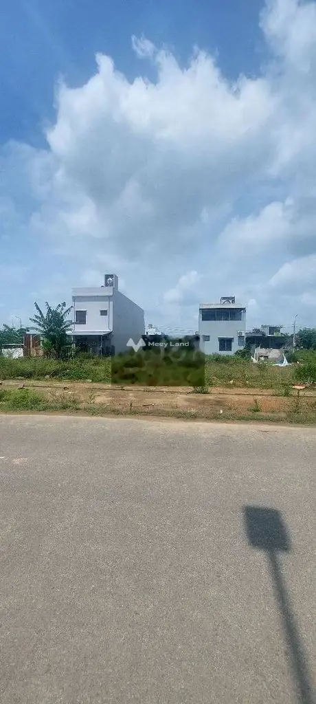 Lô 100m2, sát đường Võ Chí Công, khu TDC Bình Kỳ, Hòa Quý, Đà Nẵng.