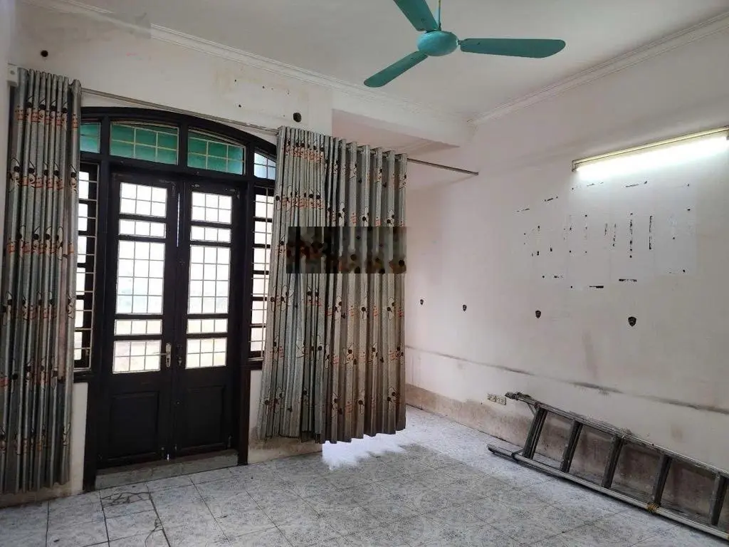 Bán nhà mặt phố quan nhân 70m2- mặt tiền 4.5m - giá 17 tỷ 800 (thương lượng)
