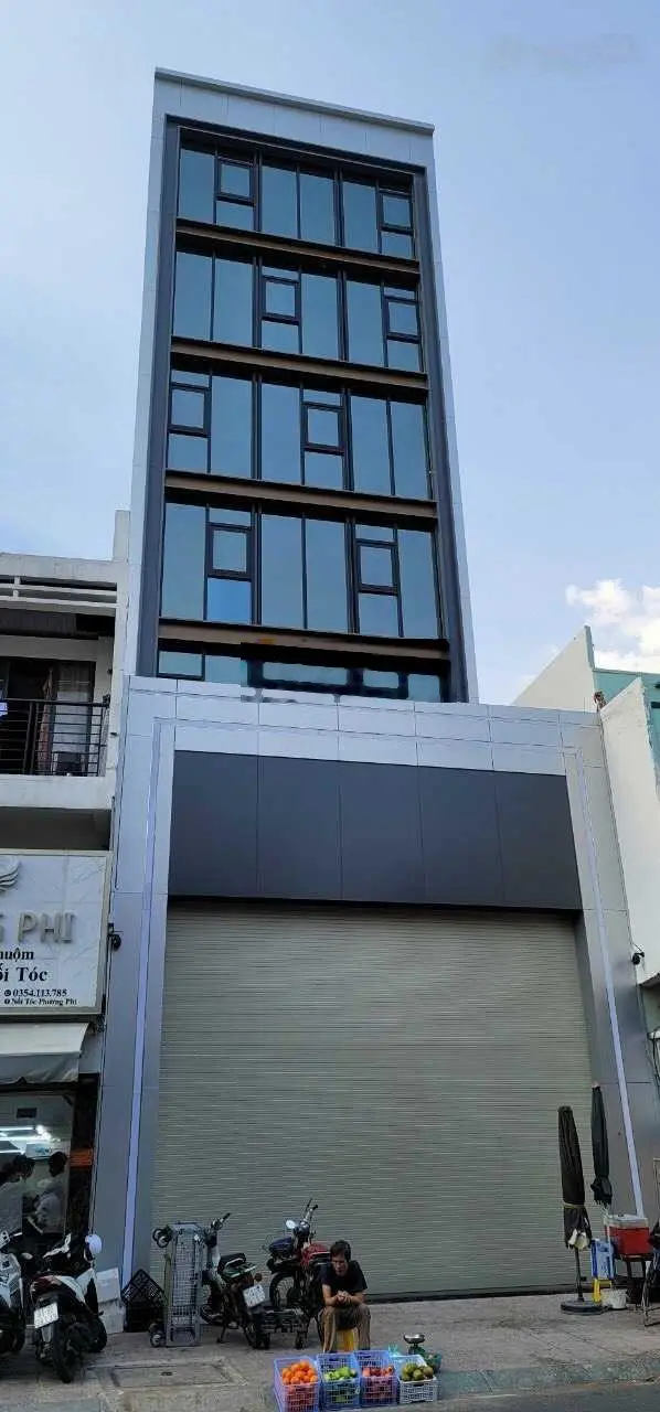 Bán building MT Tô Hiến Thành, Q. 10 - diện tích 6 x 25m, 5 tầng - HĐT 155 triệu/tháng giá 52.5 tỷ