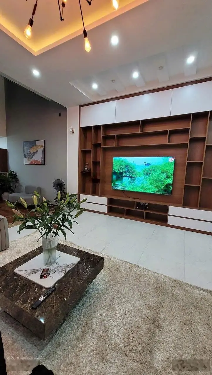 Nhà hoàng đức lương - 100m2 - 4 tầng - gần biển - nhà kiên cố gần vincom - 12.7 tỷ