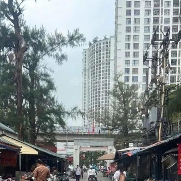 Nhà mới 7.5 tỷ, DT sổ 36m2, MT 3.35m, 5 tầng, 3 ngủ, cạnh ROYAL CITY 72 Nguyễn Trãi, Thanh Xuân