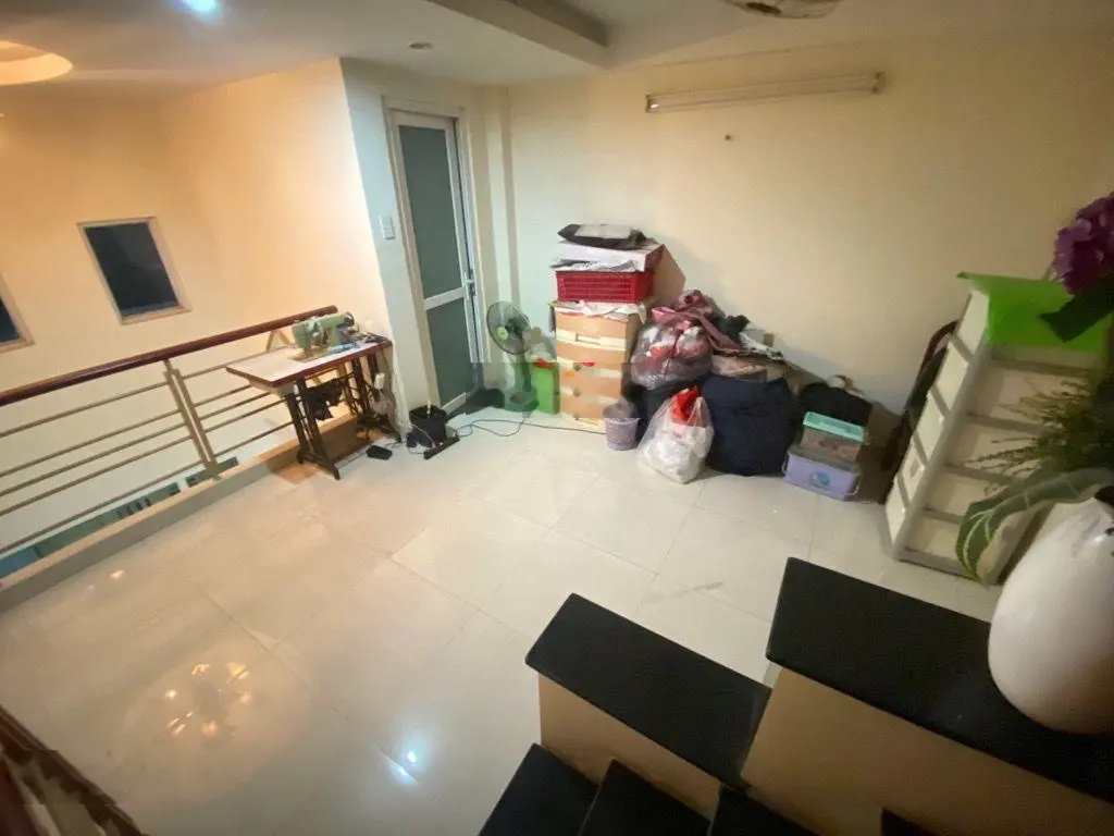 Nguyễn Đình Chiểu, TT Q3, 6 tỷ 8