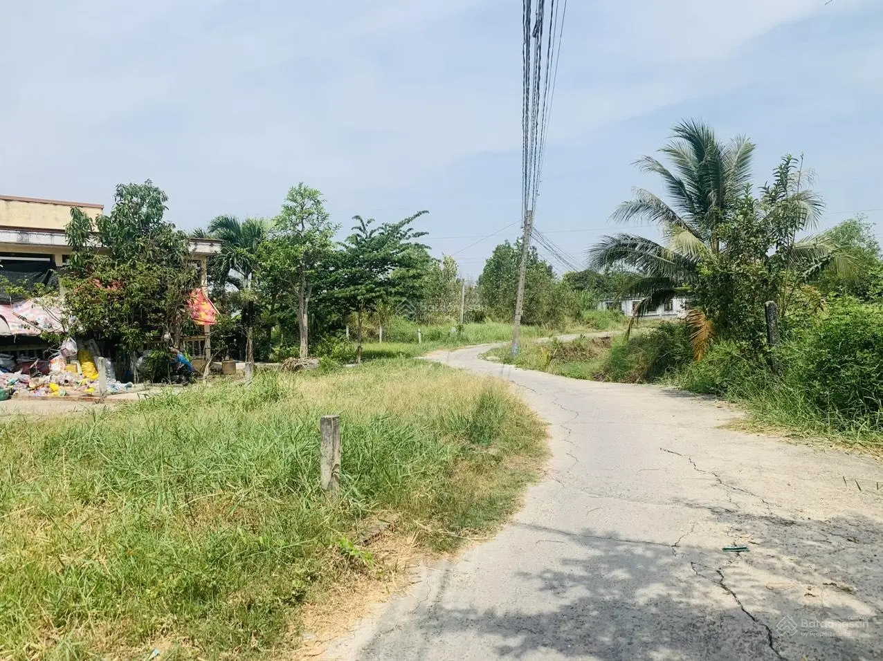 Bán gấp 2 lô thổ cư liên nhau TT Cần Giuộc, giá cực rẻ , ngang 5,9m , đường xe hơi , Giá Ngộp