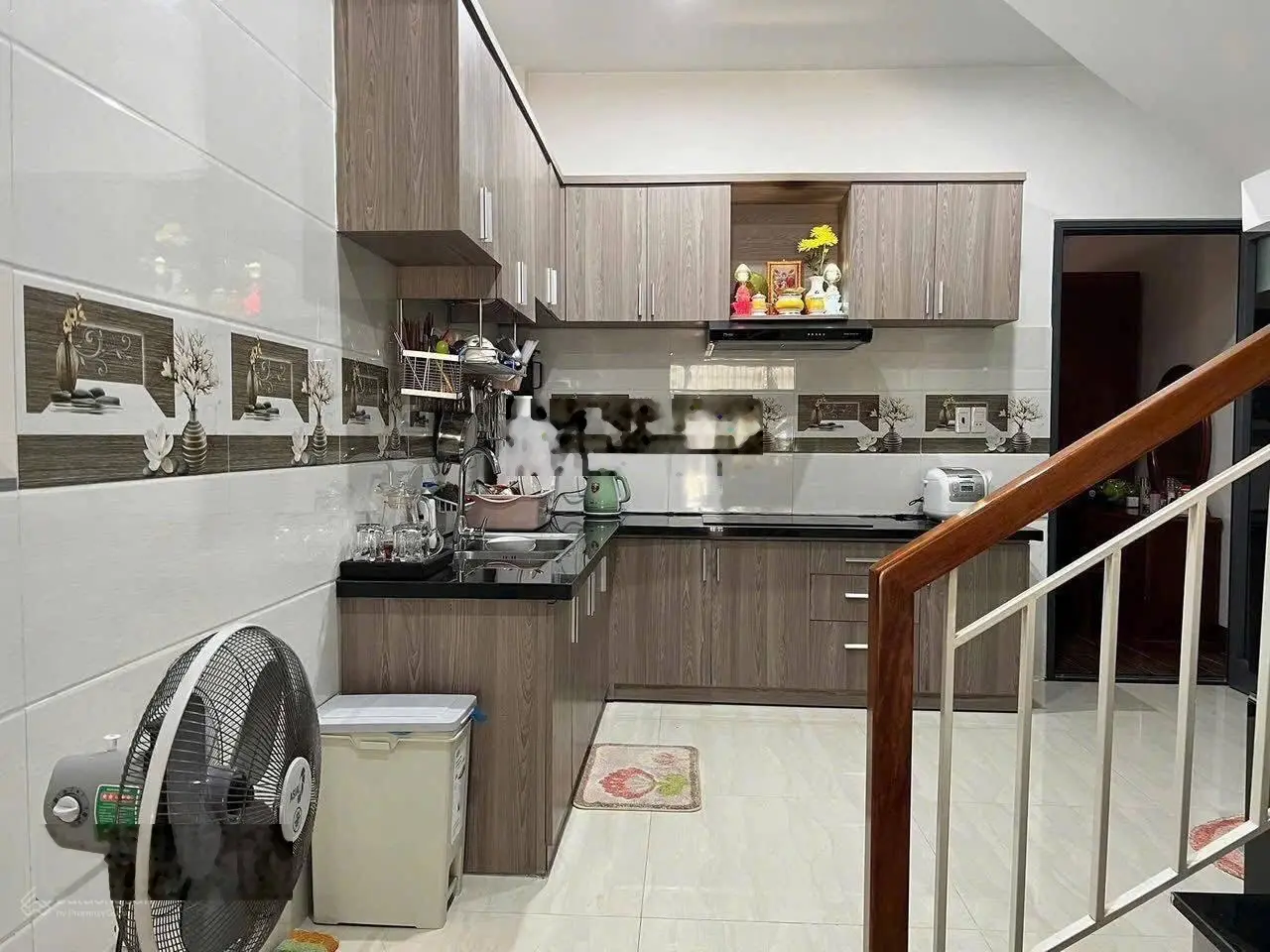 Bán nhà mặt tiền Lưu Trọng Lư, DT 70m2 2 tầng giá 6,5 tỷ tl