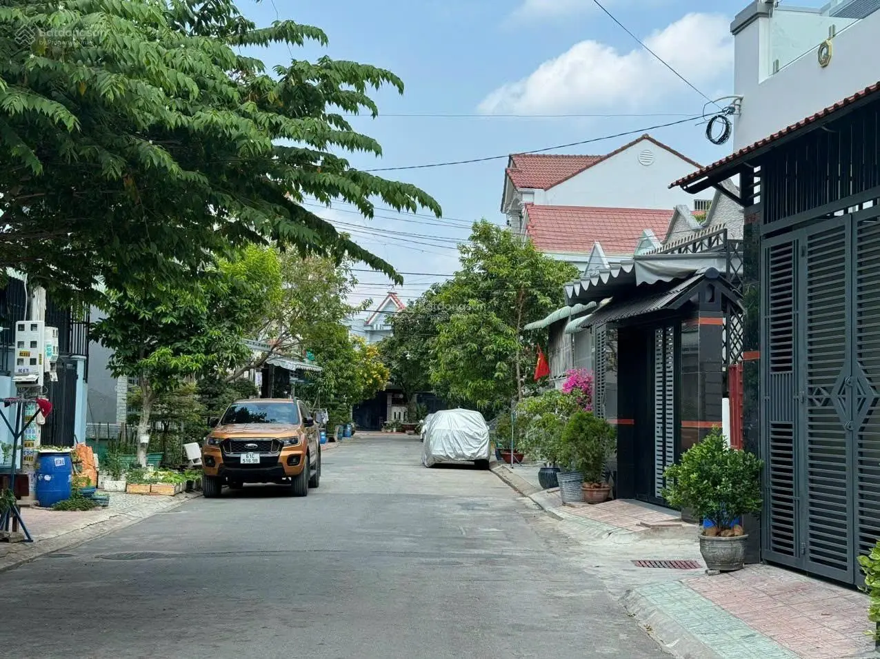 Bán lô đất 92.8m2 SHR ngang 4m nở hậu 4.1m ngay ngã tư Chiêu Liêu TĐH giá 2.8 tỷ Tl
