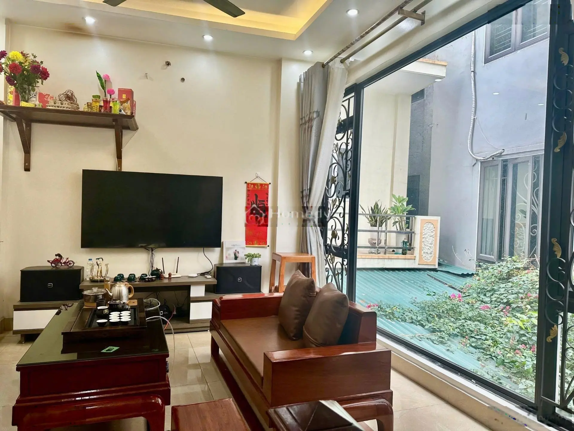 Cần bán gấp nhà 3,5 tầng đường thông ngõ ô tô đường Lê Thanh Nghị chỉ 4,38 tỷ
