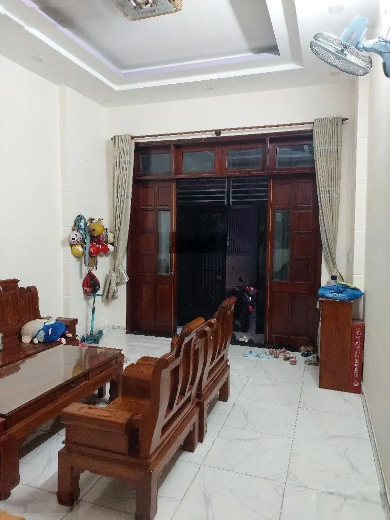 Sát Mặt Tiền, Giảm 800T, 3 Tầng, 72m2, Đường Xe Tải Tránh, Bình Chiểu, Thủ Đức, Về 5,x Tỷ. (TL)