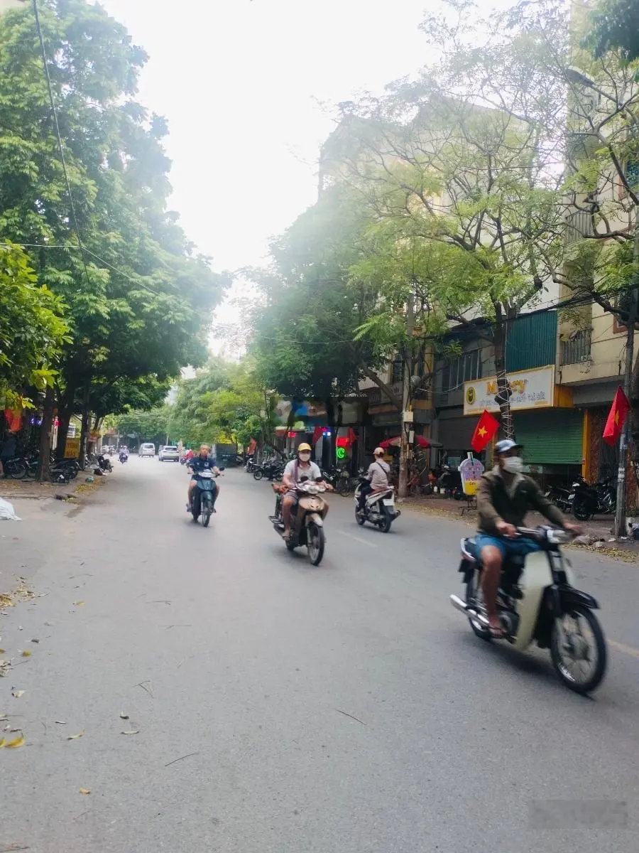 (Cần bán) nhà đất Đa Sỹ 60 m2 (17.5 tỷ) Kiến Hưng Hà Đông. Kinh doanh sầm uất, vỉa hè, ô tô tránh