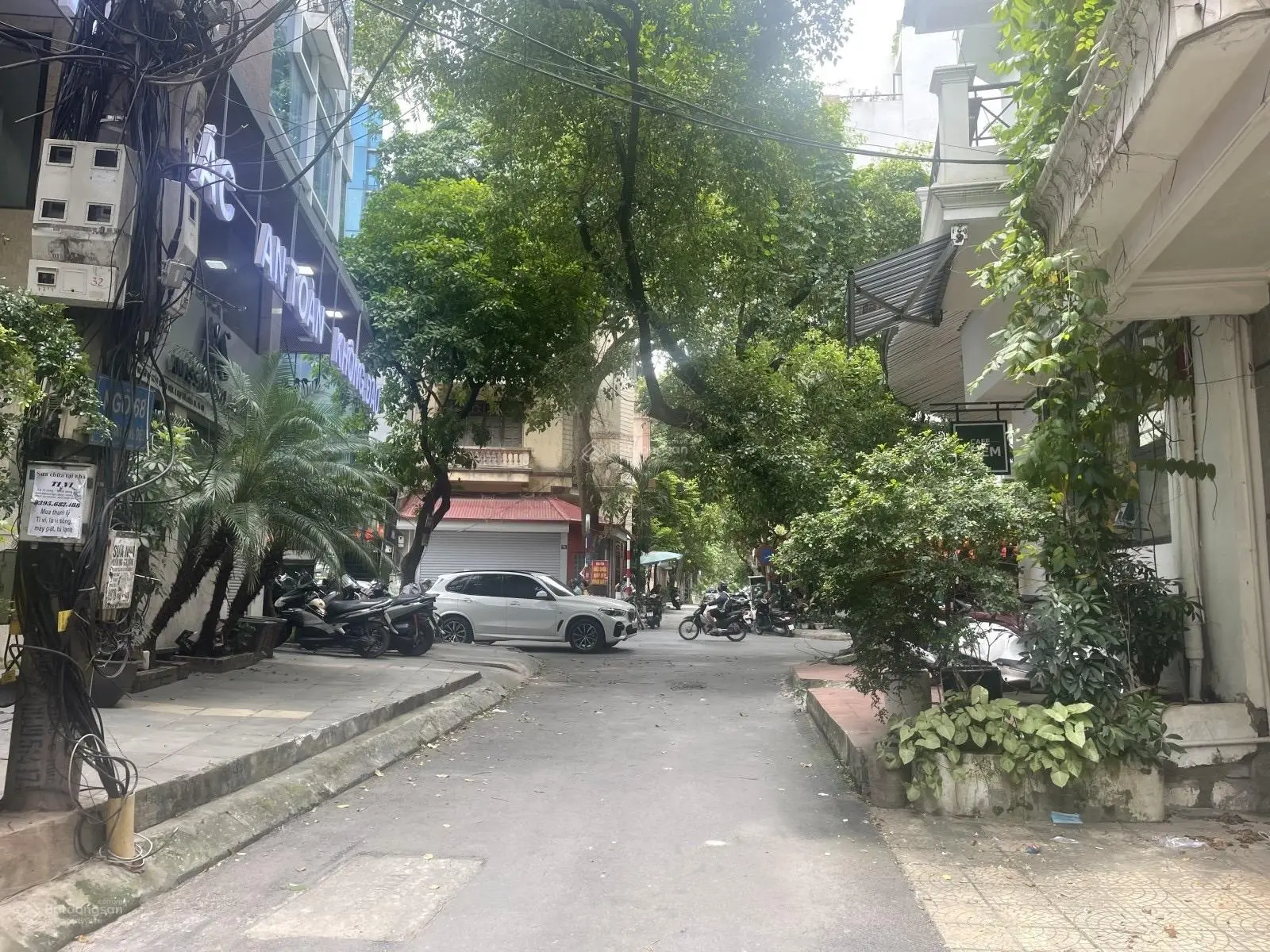 Bán gấp! Nhà phân lô phố Trần Quang Diệu - Đống Đa - vỉa hè kinh doanh - ô tô tránh, sổ hoa hậu